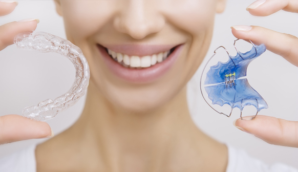 Dental Retainers in Mesa, AZ | Custom & Replacement